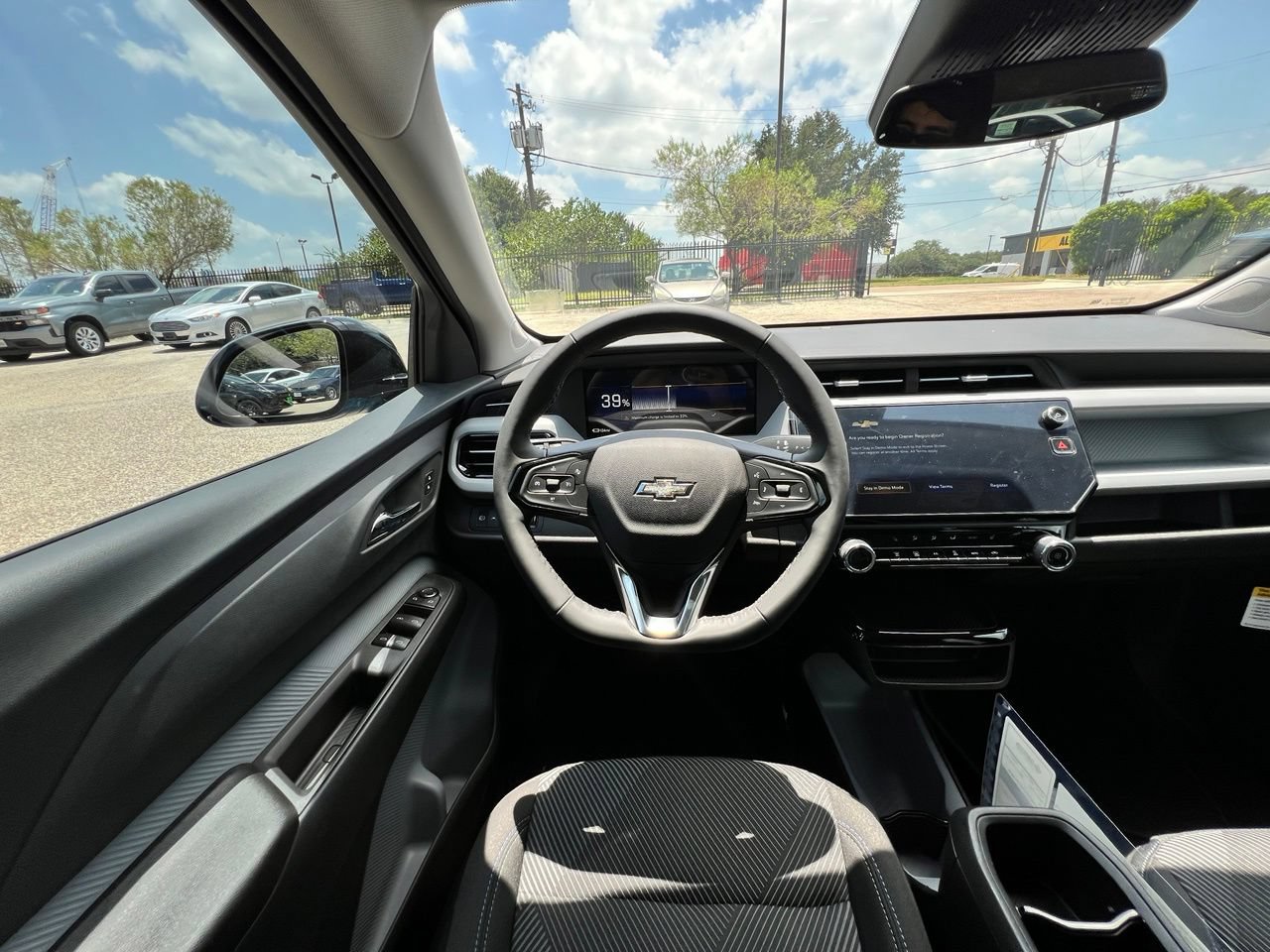 2027 Chevrolet Bolt LT - Photo 15