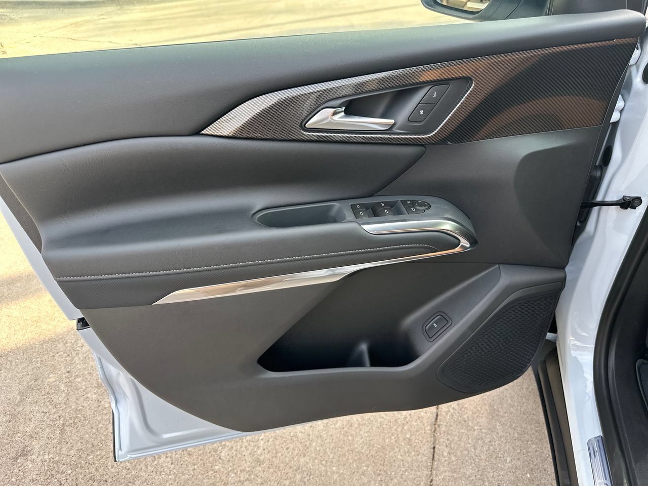 2027 Chevrolet Traverse Z71 SUV, photo 18