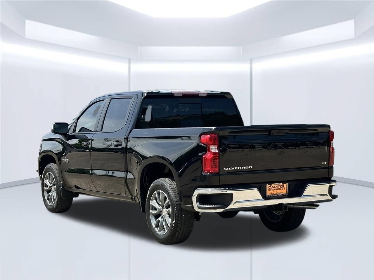 2026 Chevrolet Silverado 1500 LT Truck, photo 4