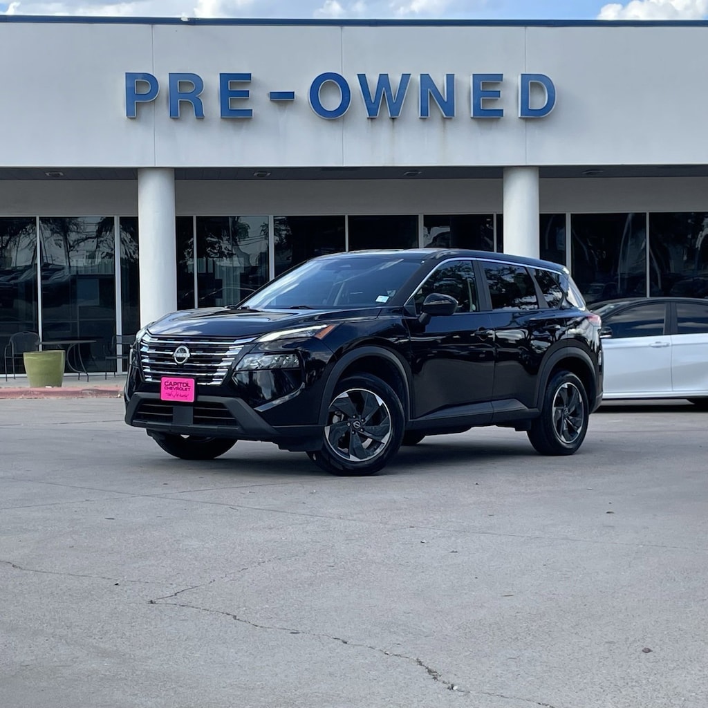 Used 2024 Nissan Rogue SV SUV