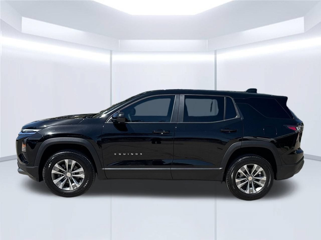 2027 Chevrolet Equinox LT - Photo 2