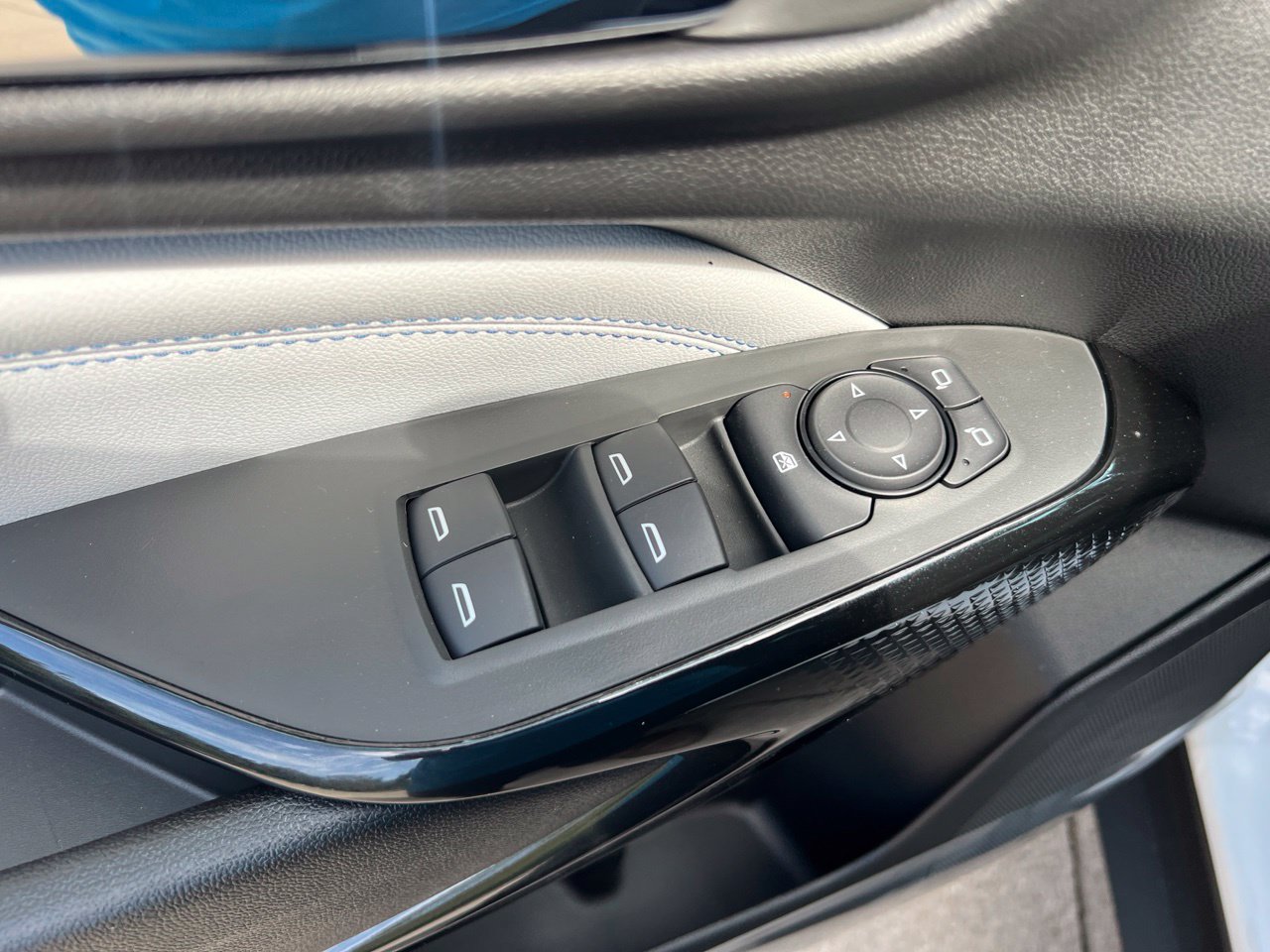 2026 Chevrolet Trax LT - Photo 12