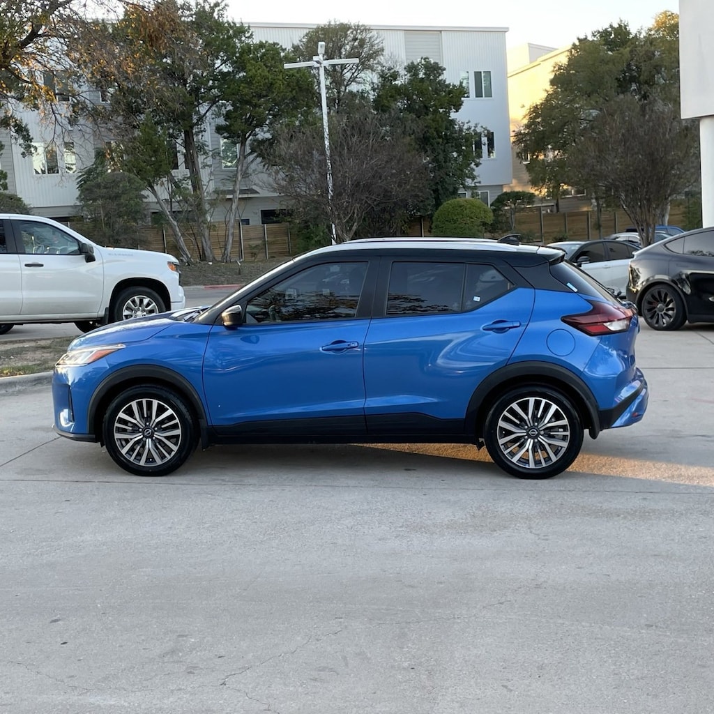 Used 2023 Nissan Kicks SV SUV