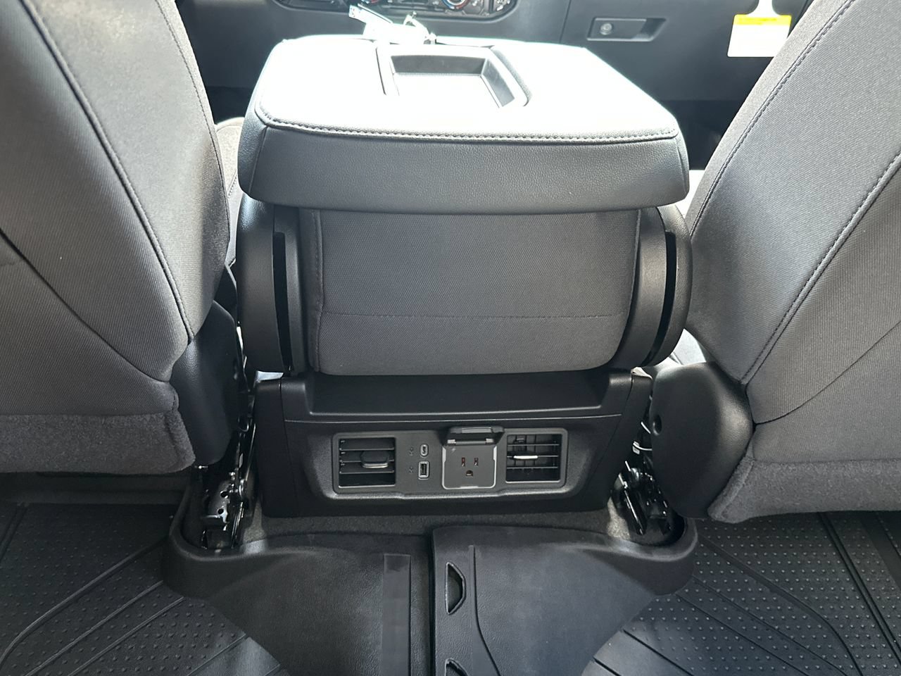 2026 Chevrolet Silverado 1500 RST, photo 28