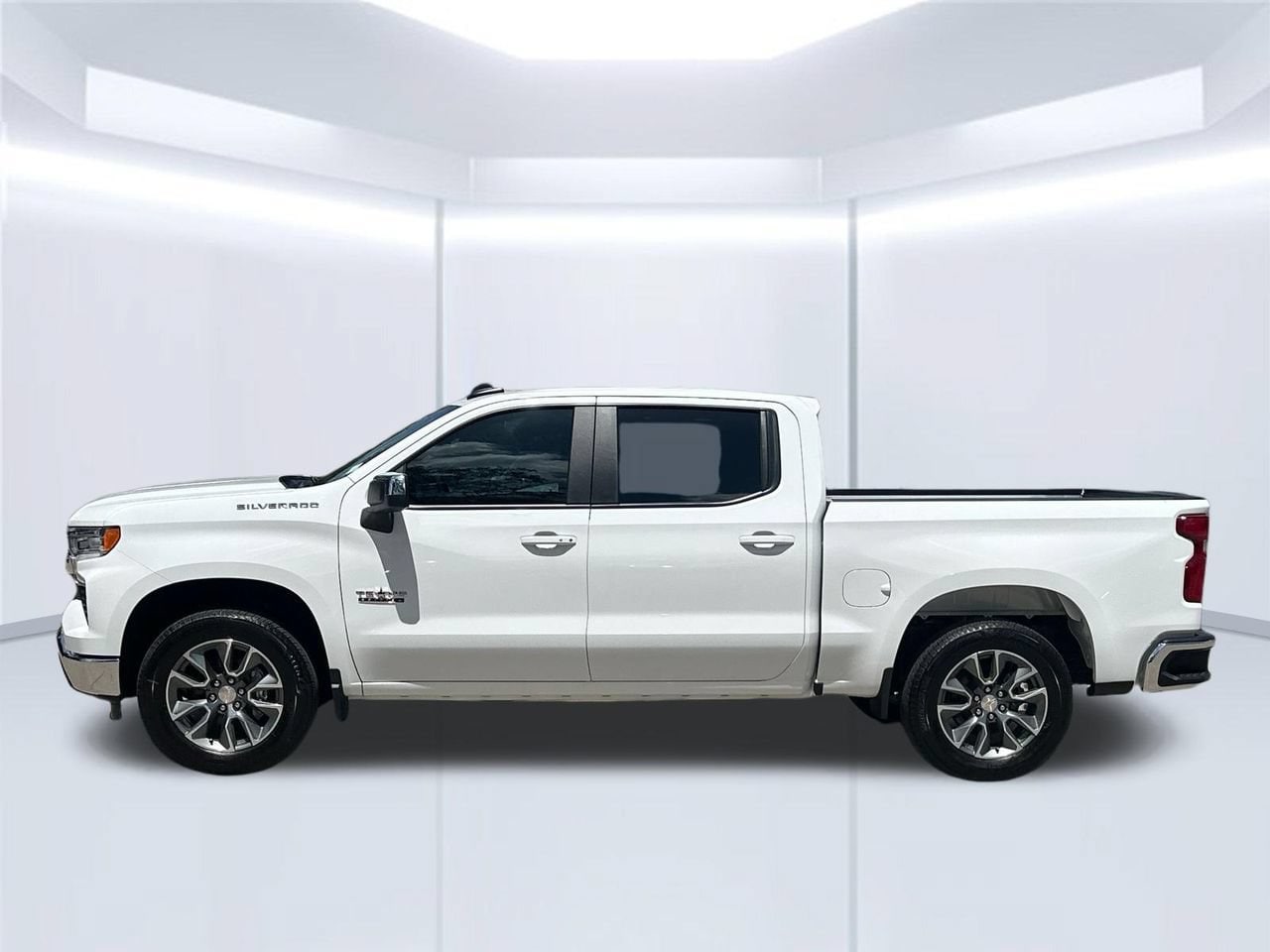2026 Chevrolet Silverado 1500 LT Truck, photo 2