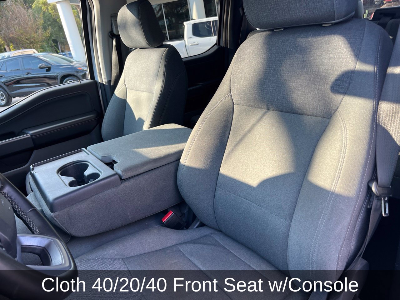2025 Ford F-150 XLT - Photo 10