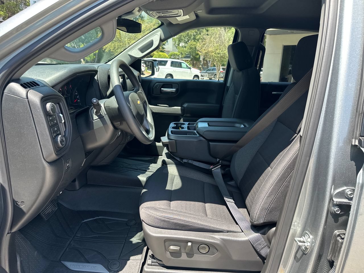 2026 Chevrolet Silverado 1500 Custom Truck, photo 9