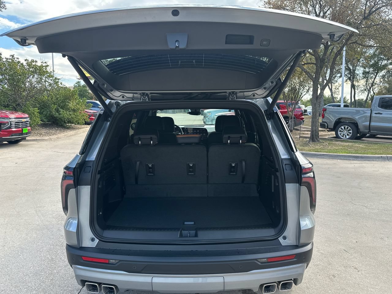 2027 Chevrolet Traverse Z71 SUV, photo 23