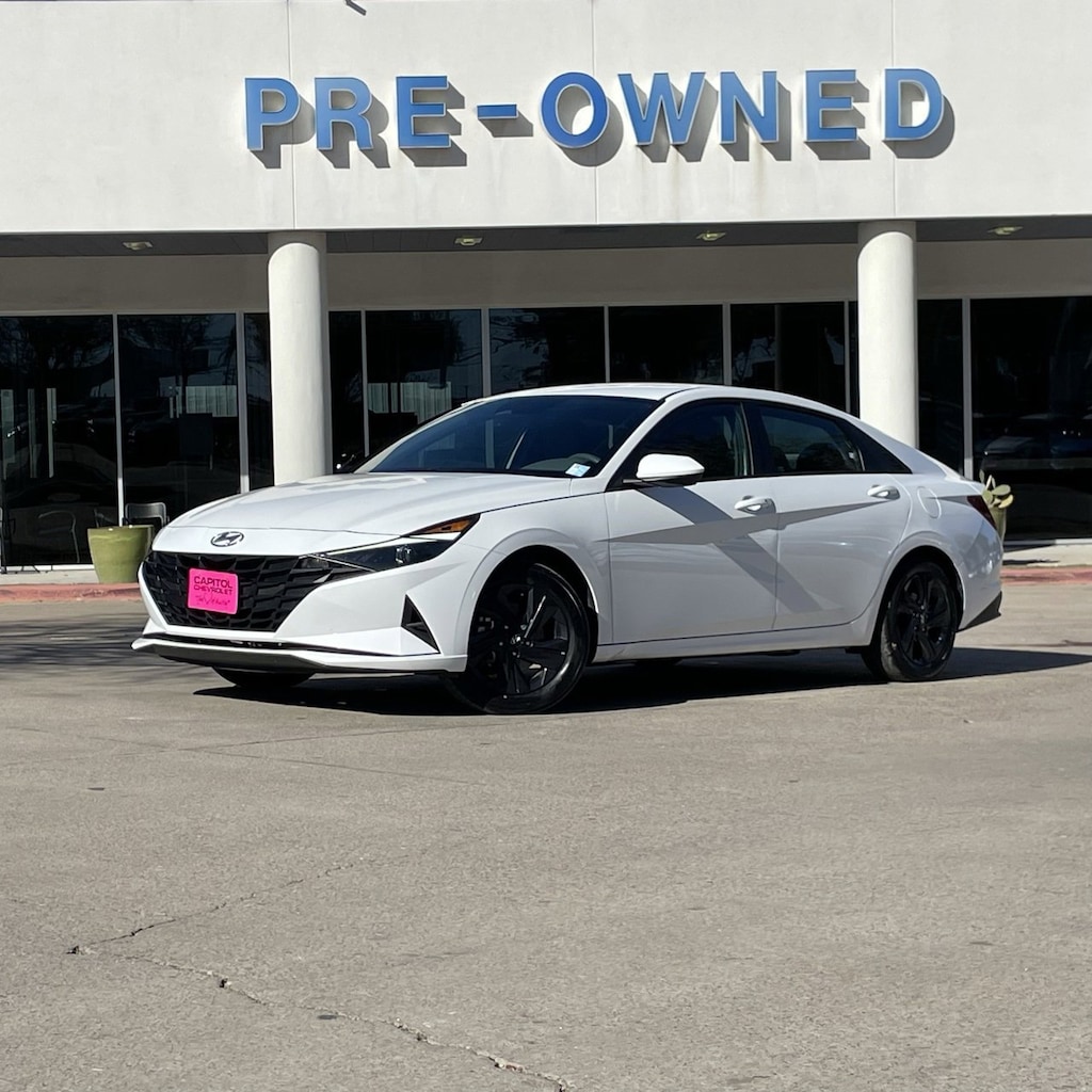 Used 2023 Hyundai Elantra Hybrid Blue Sedan