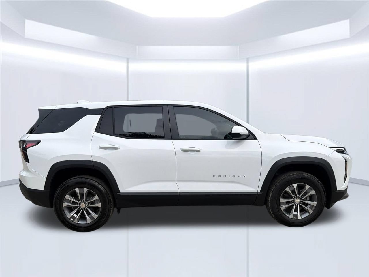 2027 Chevrolet Equinox LT - Photo 7