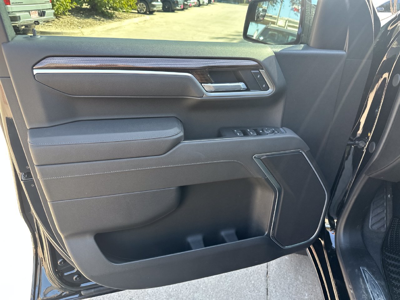 2026 Chevrolet Silverado 1500 LT - Photo 10