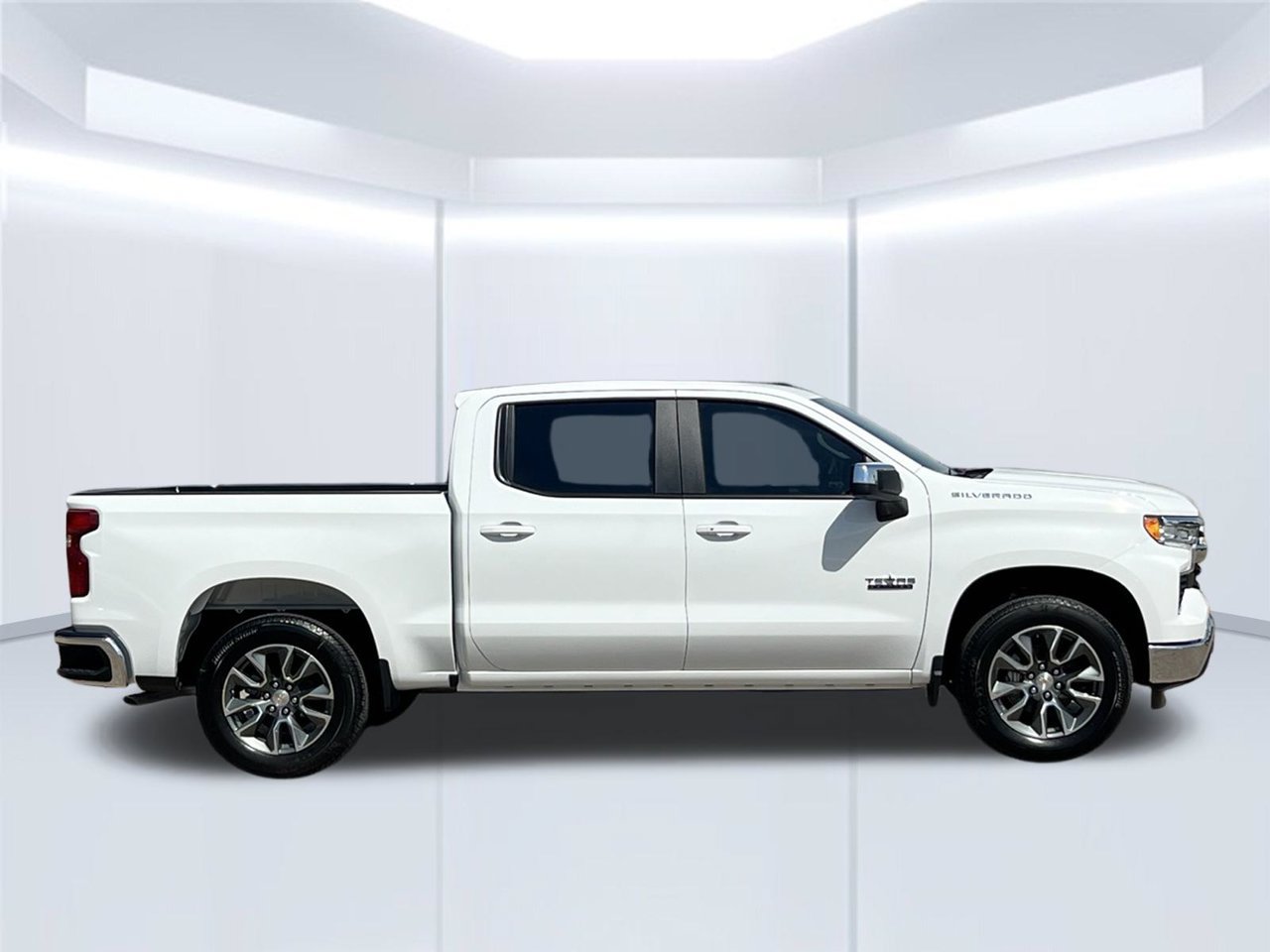 2026 Chevrolet Silverado 1500 LT - Photo 9