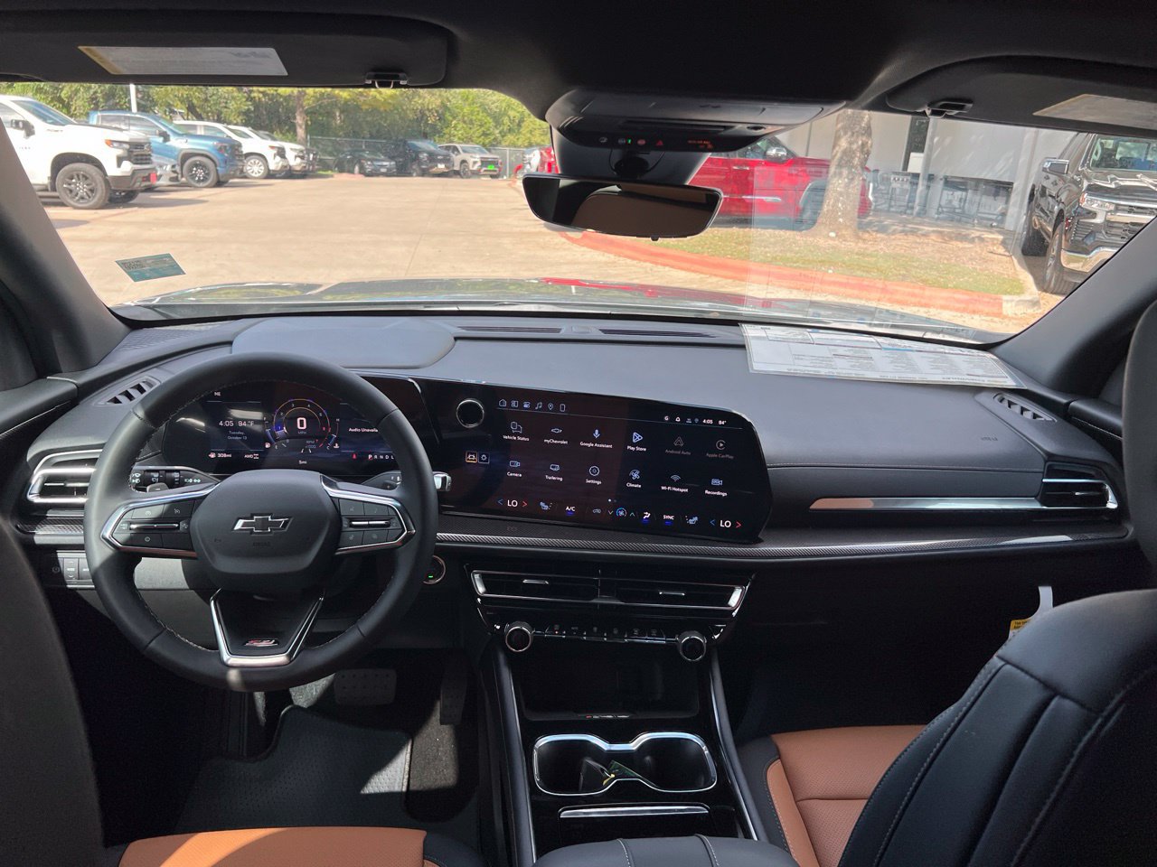 2027 Chevrolet Traverse Z71 SUV, photo 14