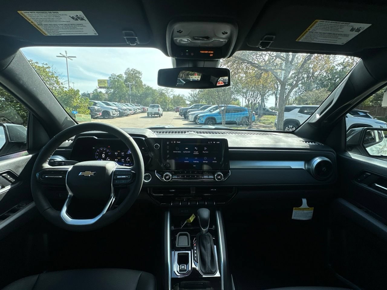2026 Chevrolet Colorado LT - Photo 11