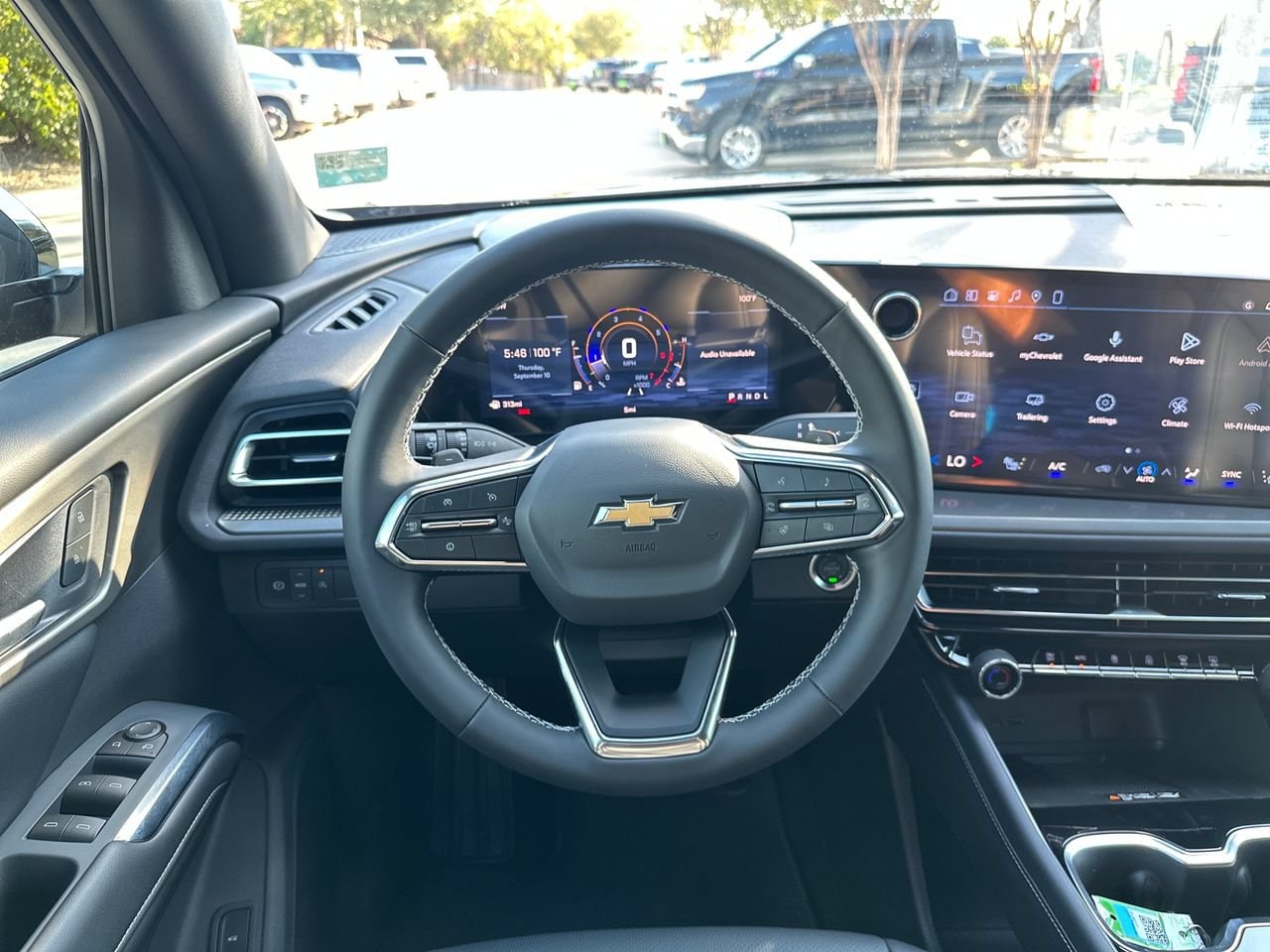 2027 Chevrolet Traverse LT, photo 13