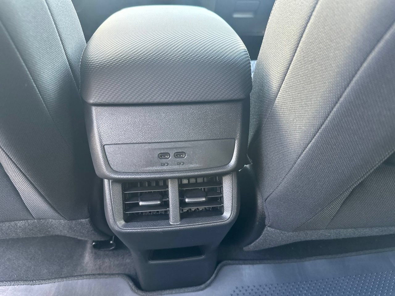 2027 Chevrolet Equinox LT - Photo 24