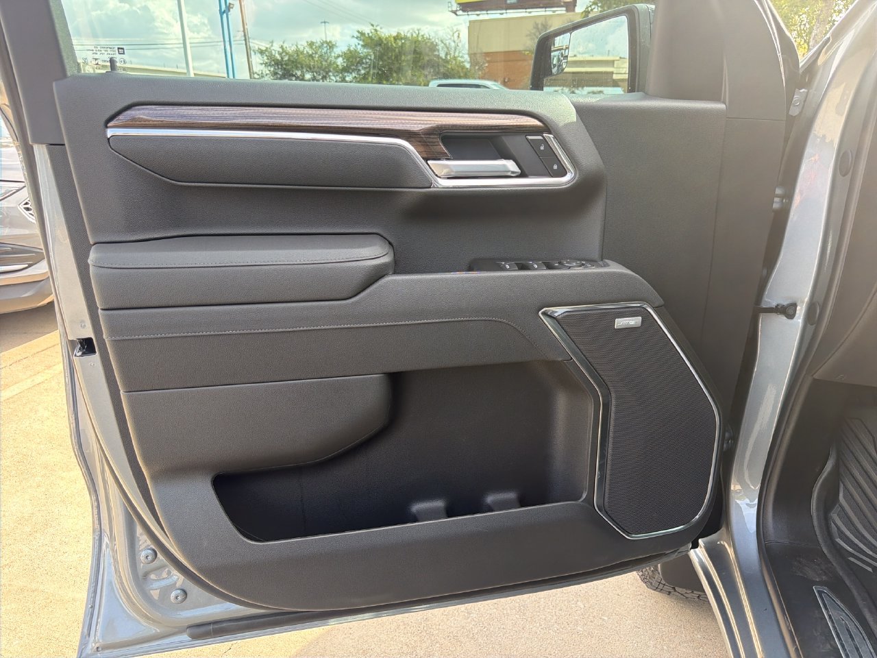 2026 Chevrolet Silverado 1500 LT Trail Boss Truck, photo 12
