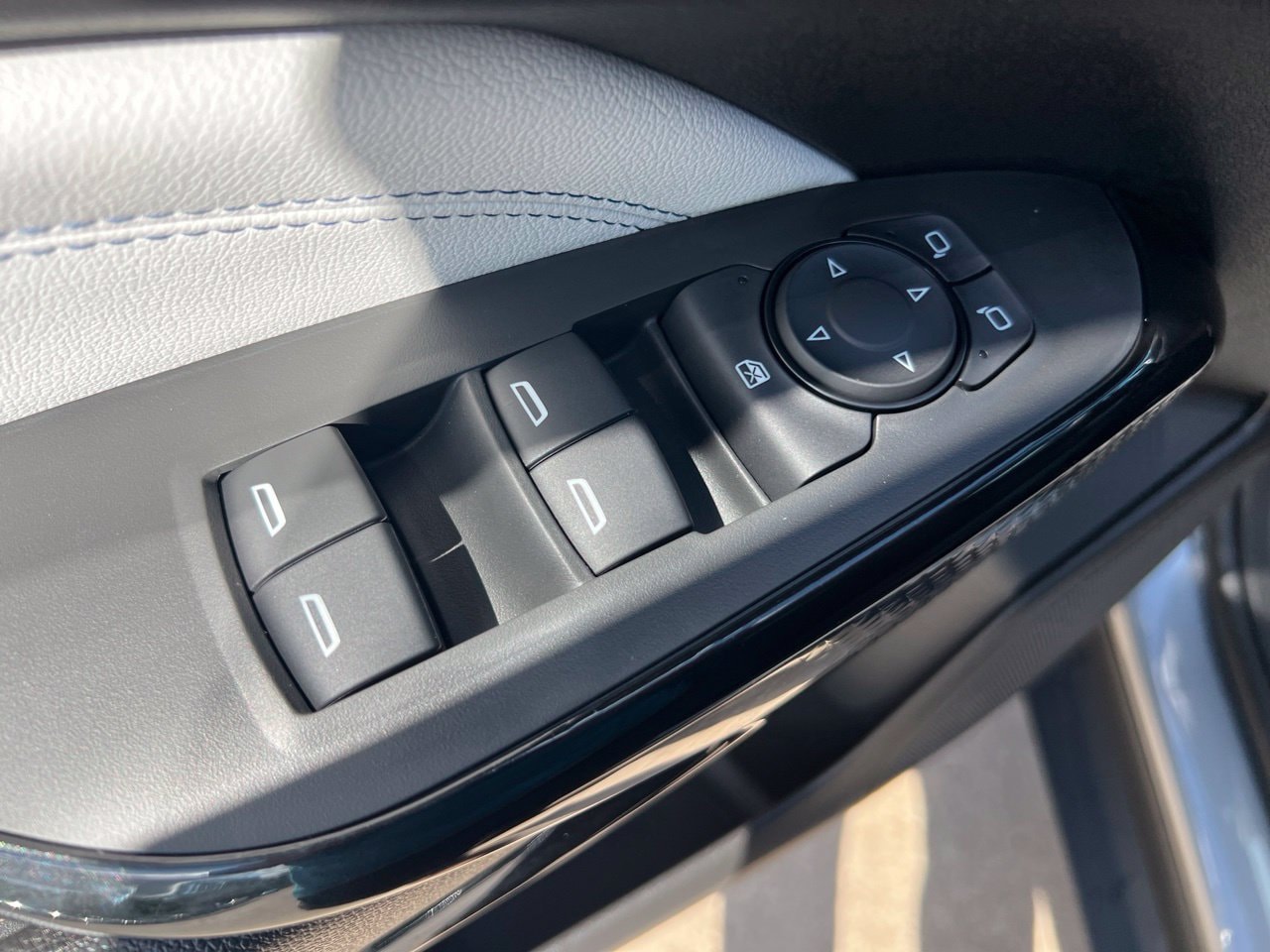2026 Chevrolet Trax LT - Photo 12