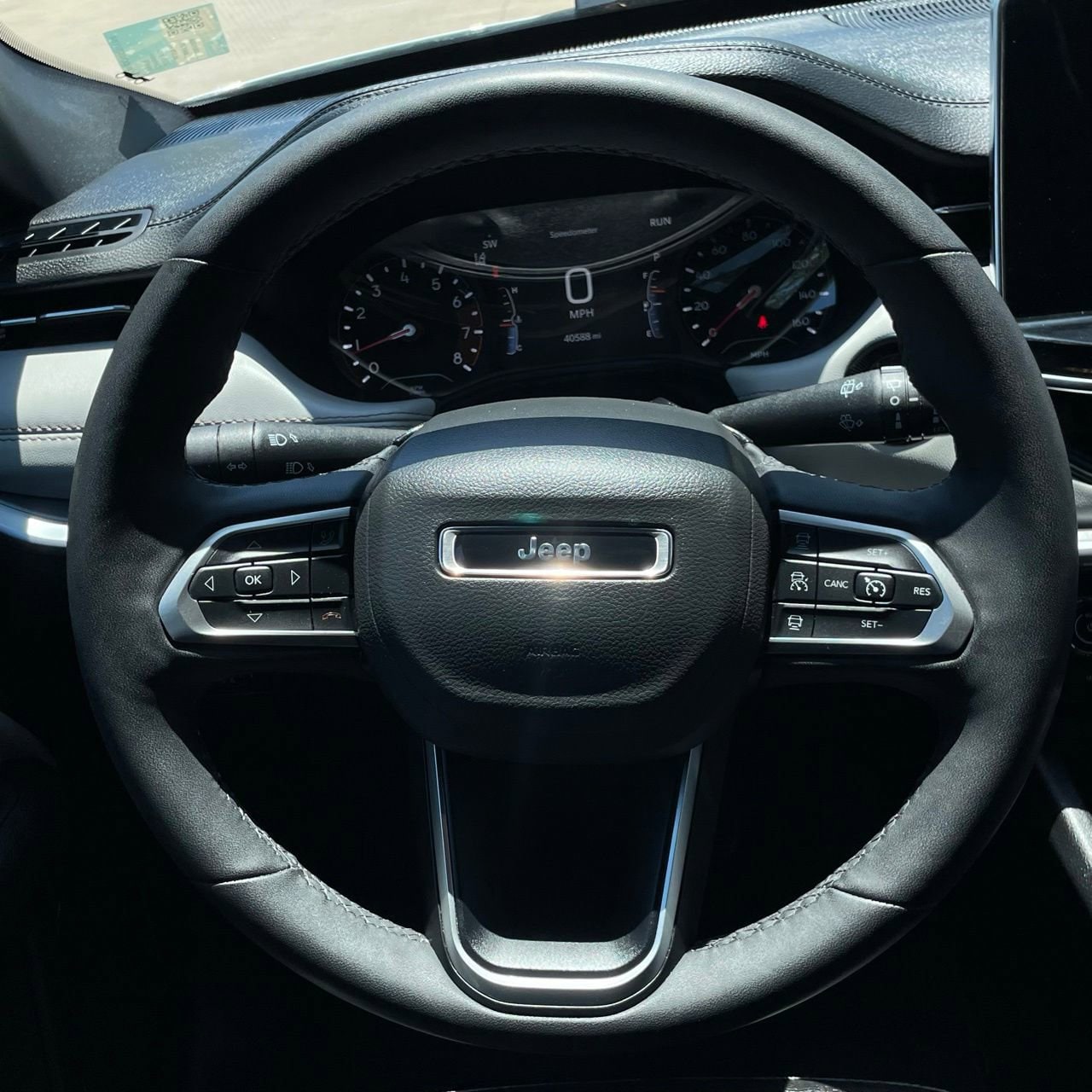 2025 Jeep Compass Limited - Photo 13