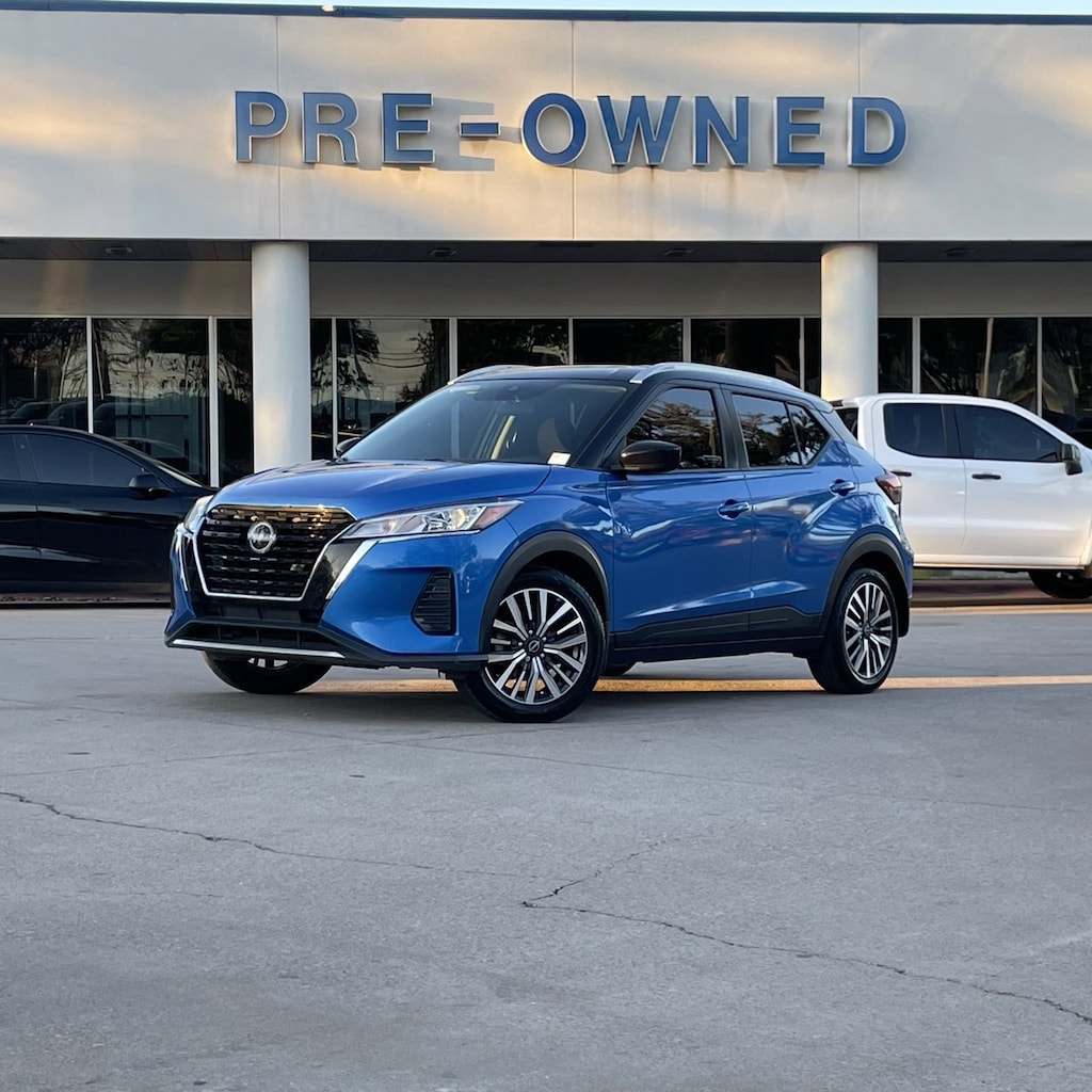 Used 2023 Nissan Kicks SV SUV