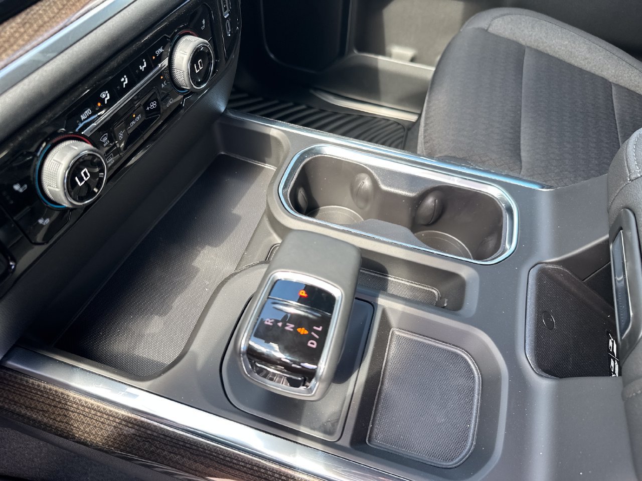 2026 Chevrolet Silverado 1500 LT - Photo 24