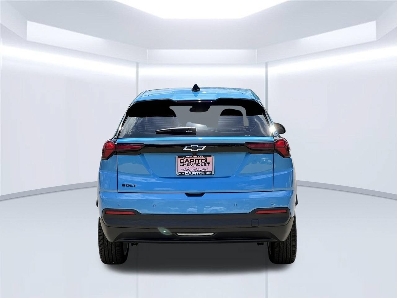 2027 Chevrolet Bolt LT - Photo 6