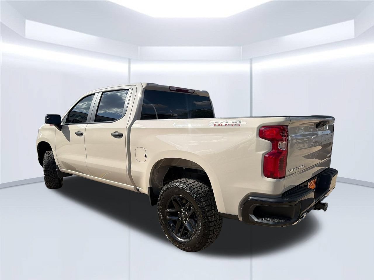 2026 Chevrolet Silverado 1500 Custom Trail Boss - Photo 3