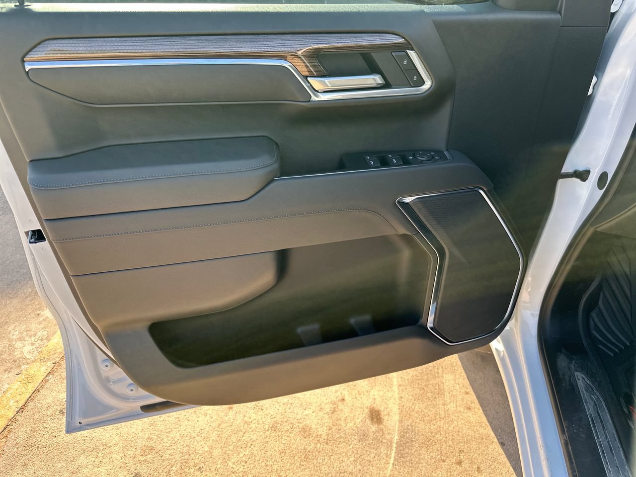 2026 Chevrolet Silverado 1500 LT Trail Boss - Photo 11