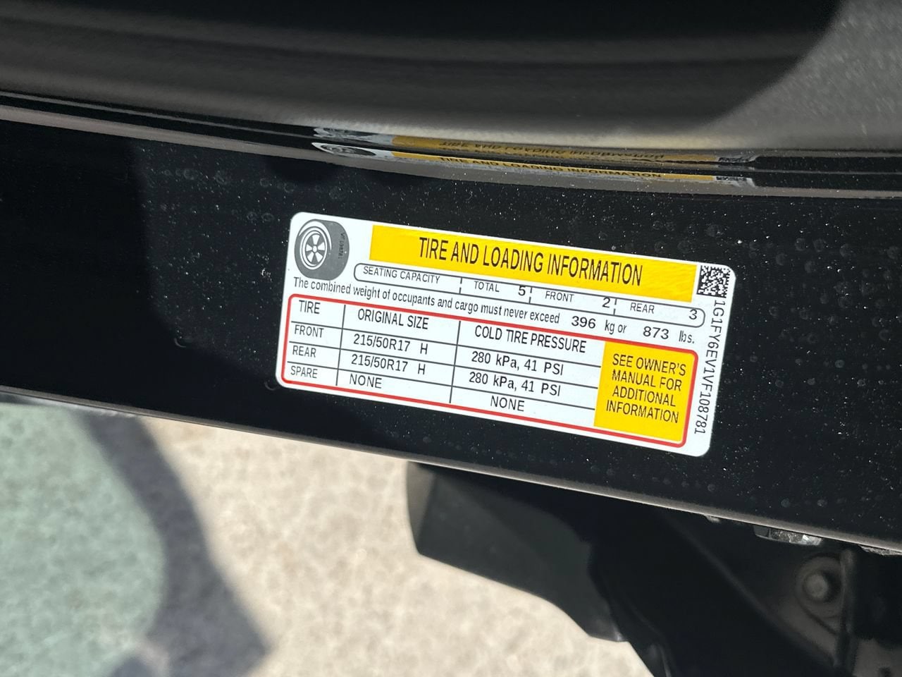 2027 Chevrolet Bolt LT - Photo 31