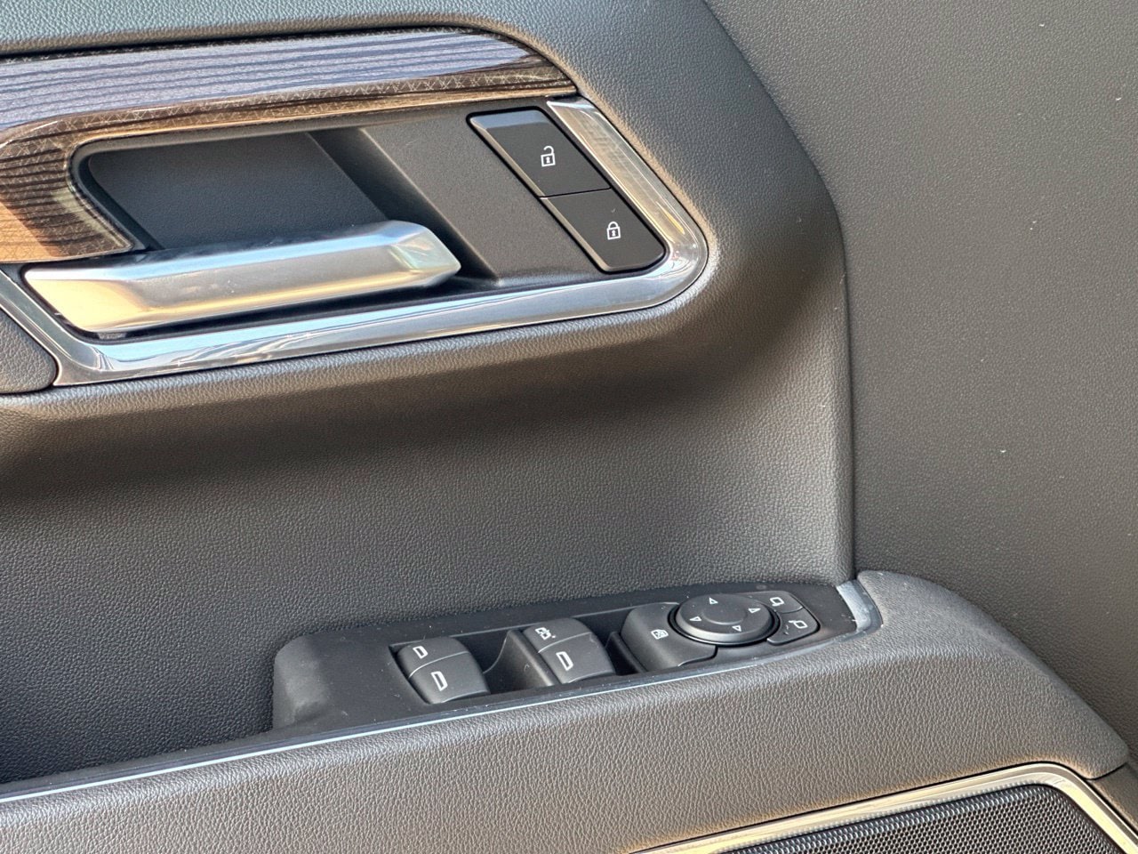 2026 Chevrolet Silverado 1500 LT - Photo 11