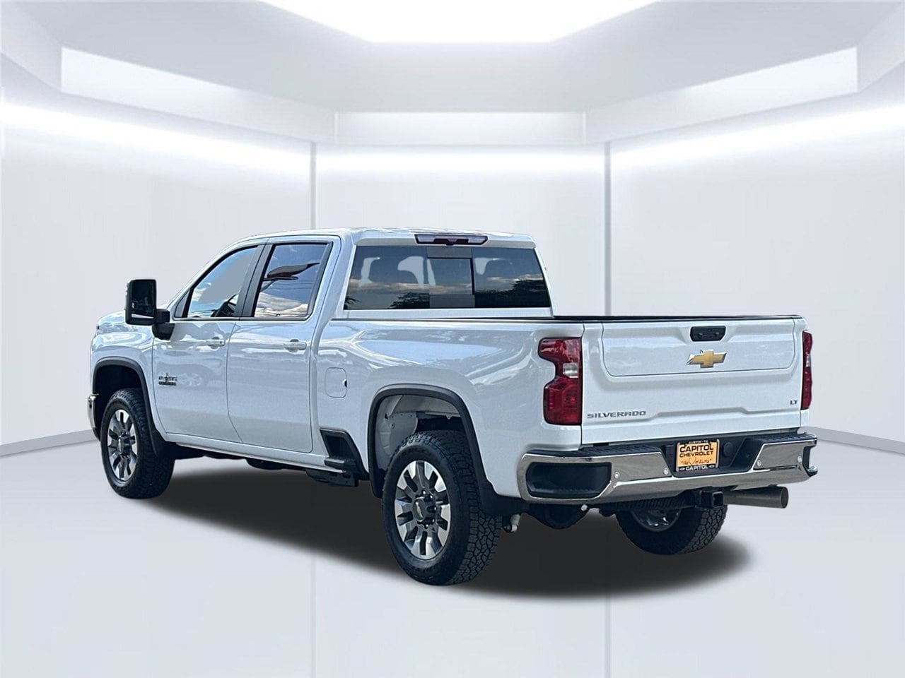 2026 Chevrolet Silverado 2500 HD LT Truck, photo 3