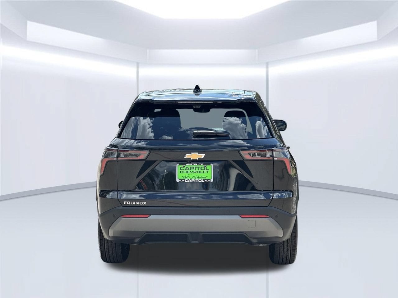 2027 Chevrolet Equinox LT, photo 5