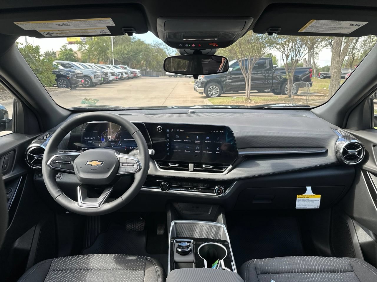 2027 Chevrolet Equinox LT - Photo 13