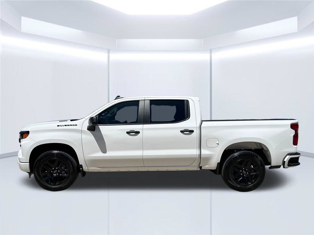 2026 Chevrolet Silverado 1500 Custom - Photo 2