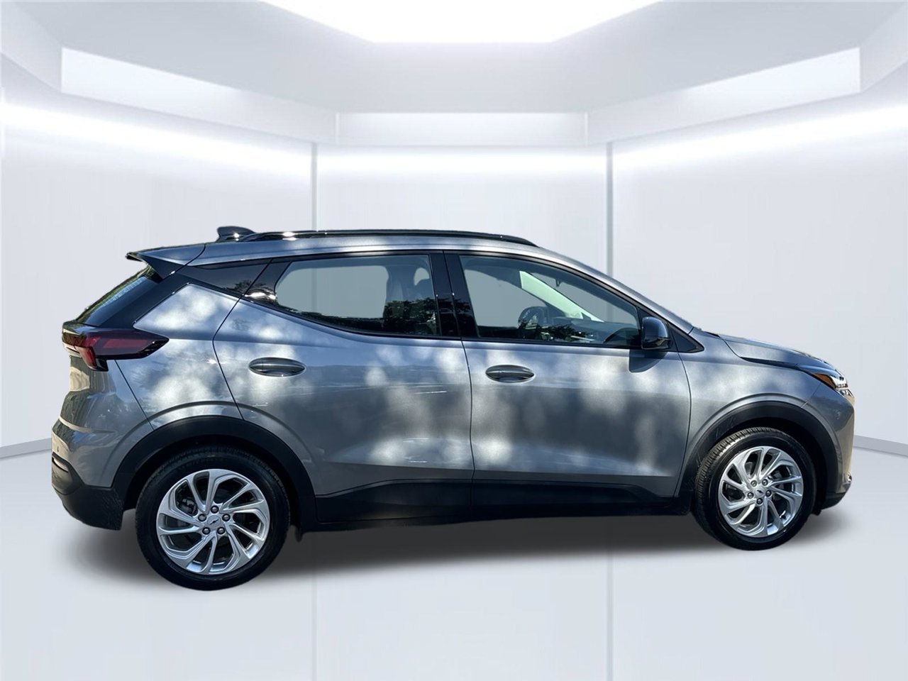 2027 Chevrolet Bolt LT, photo 6
