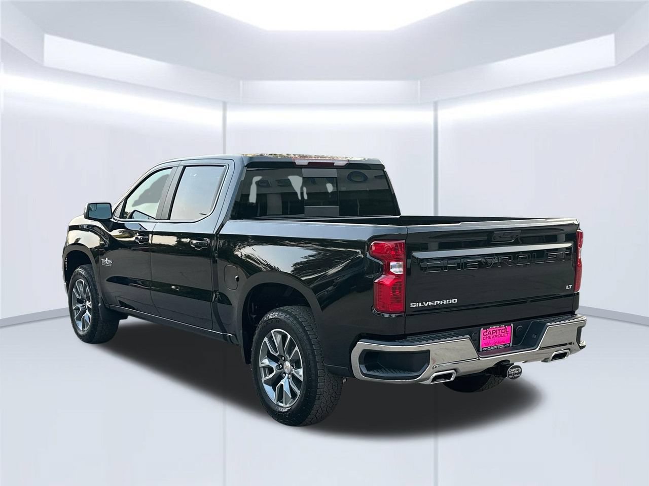 2026 Chevrolet Silverado 1500 LT Truck, photo 3