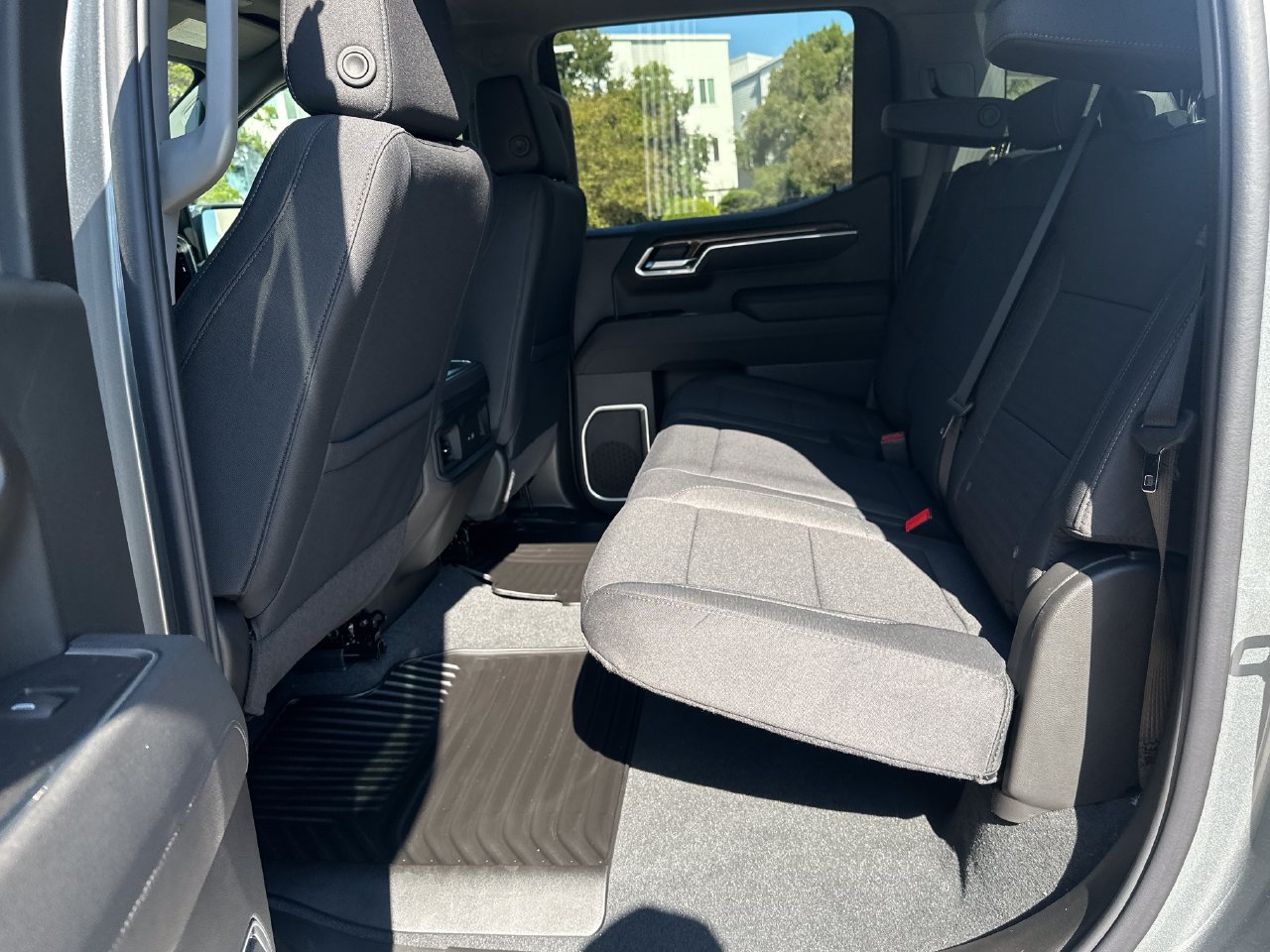 2026 Chevrolet Silverado 1500 LT - Photo 25