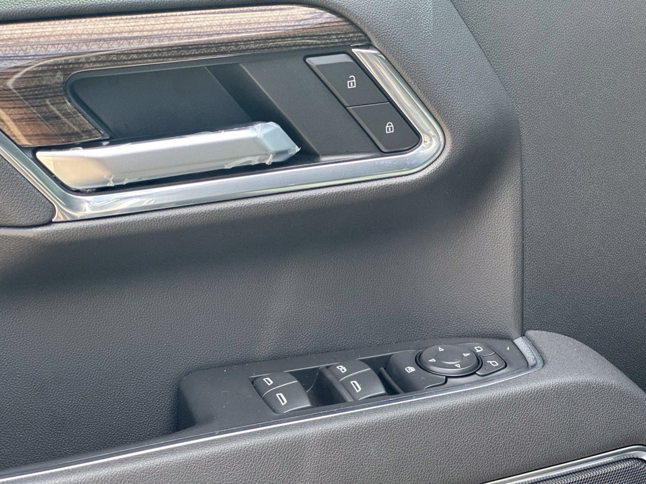 2026 Chevrolet Silverado 1500 LT Trail Boss Truck, photo 11