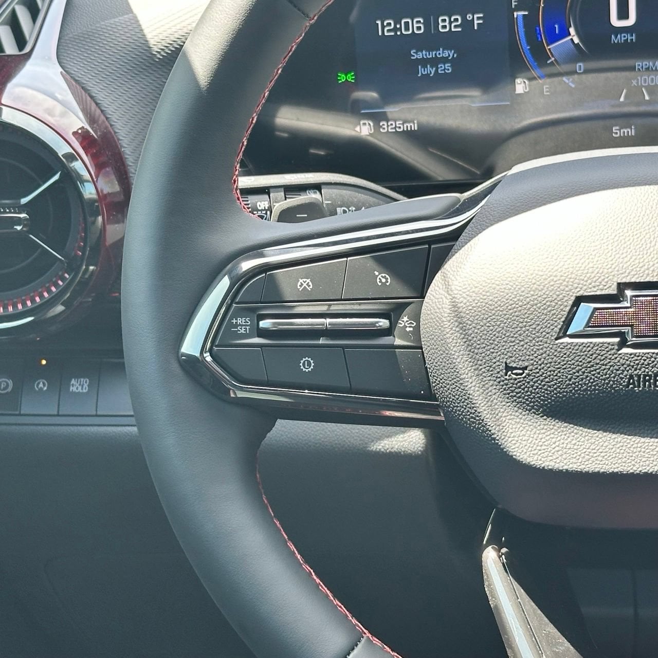 2027 Chevrolet Equinox RS - Photo 17