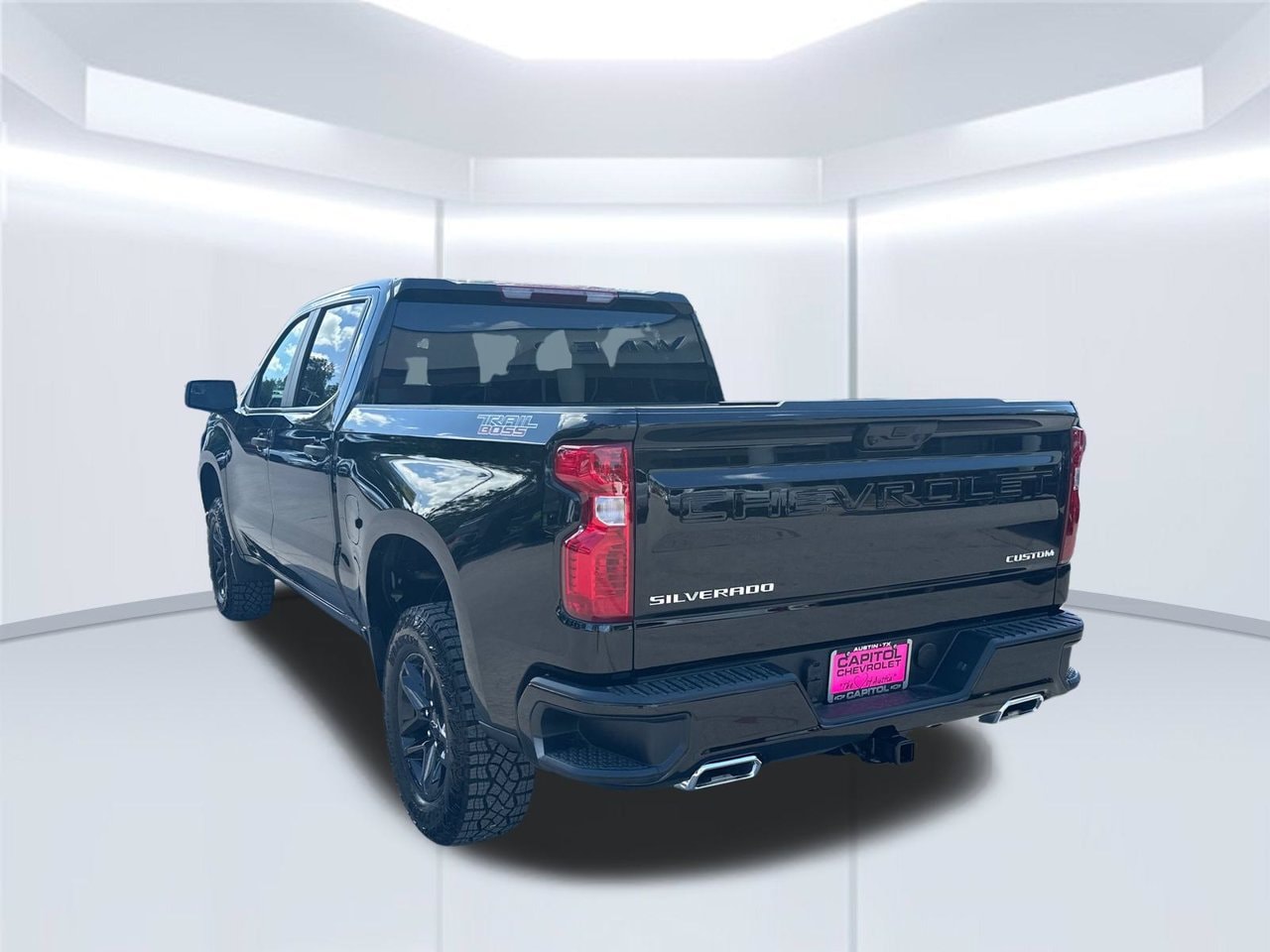 2026 Chevrolet Silverado 1500 Custom Trail Boss Truck, photo 4