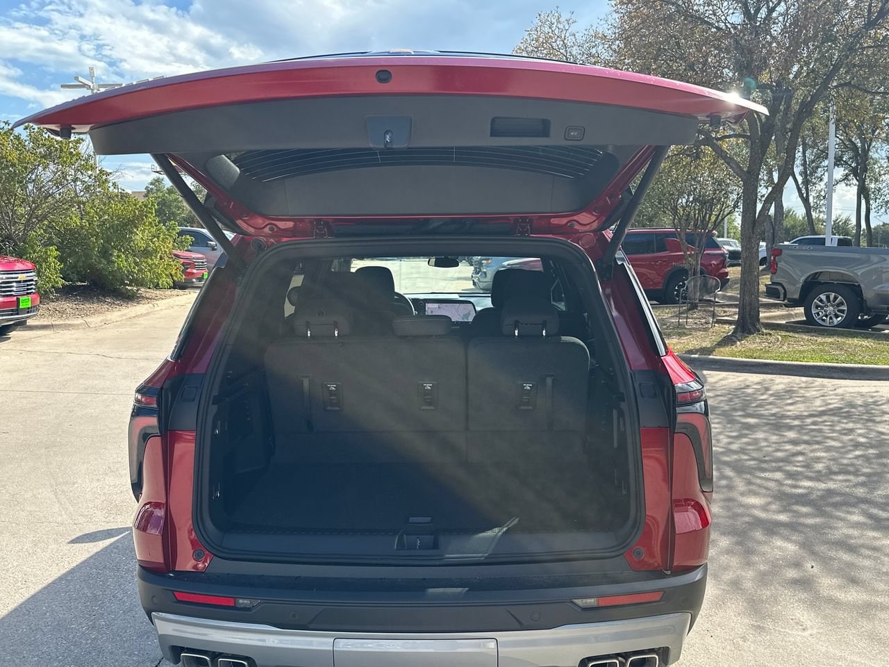 2027 Chevrolet Traverse LT - Photo 26