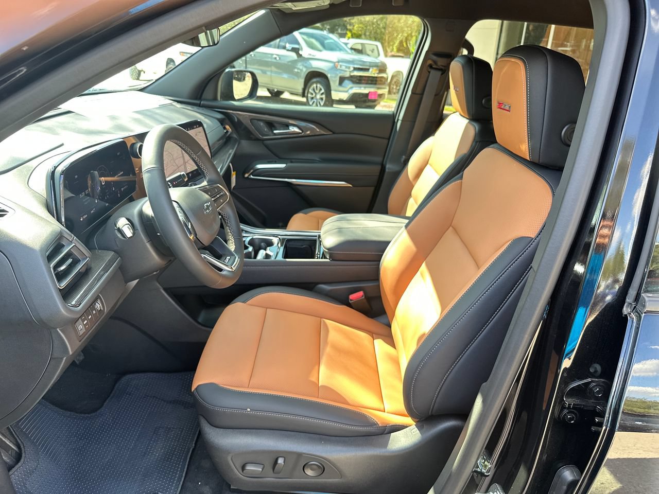 2027 Chevrolet Traverse Z71 SUV, photo 9