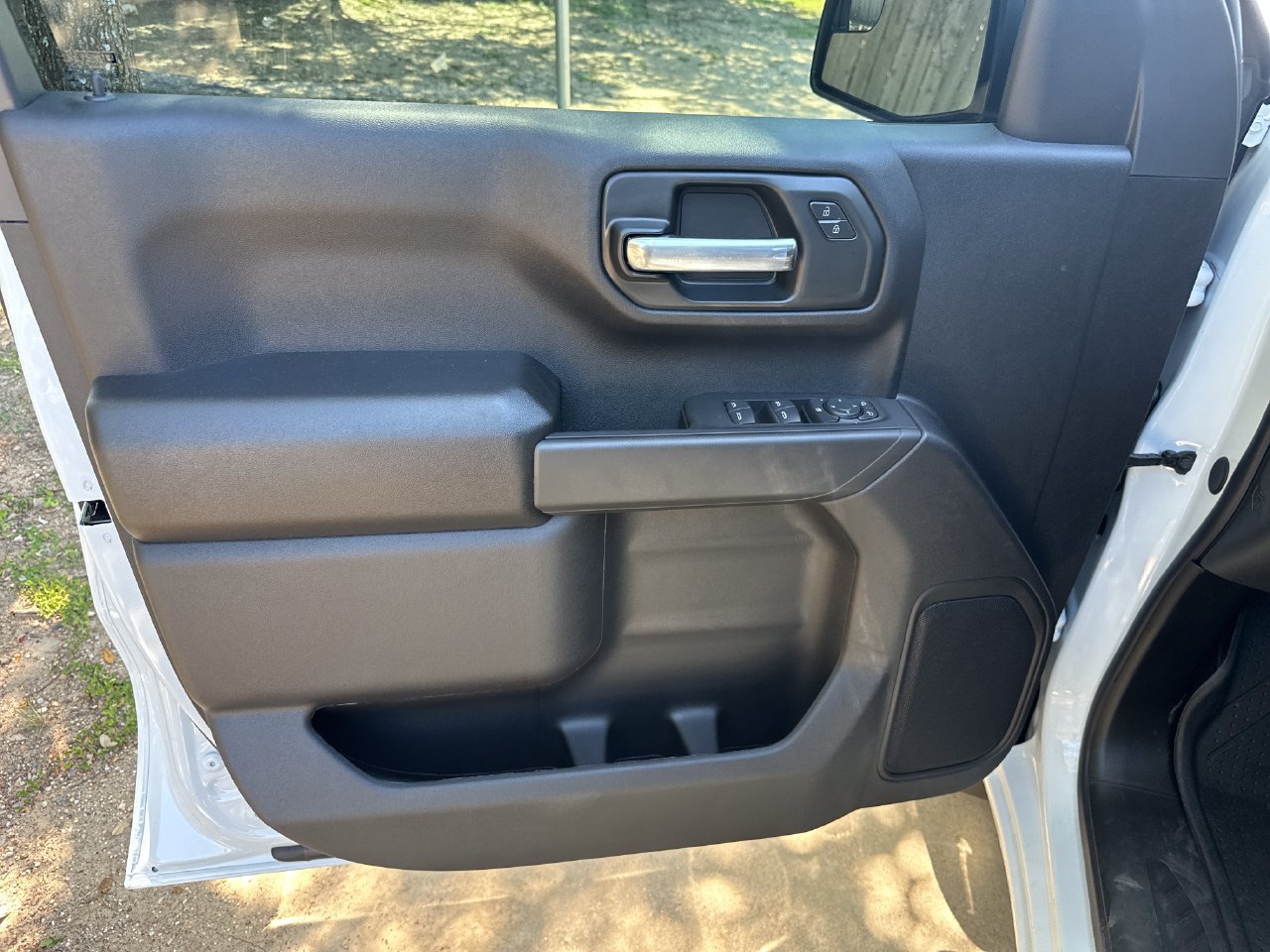 2026 Chevrolet Silverado 1500 Custom - Photo 10