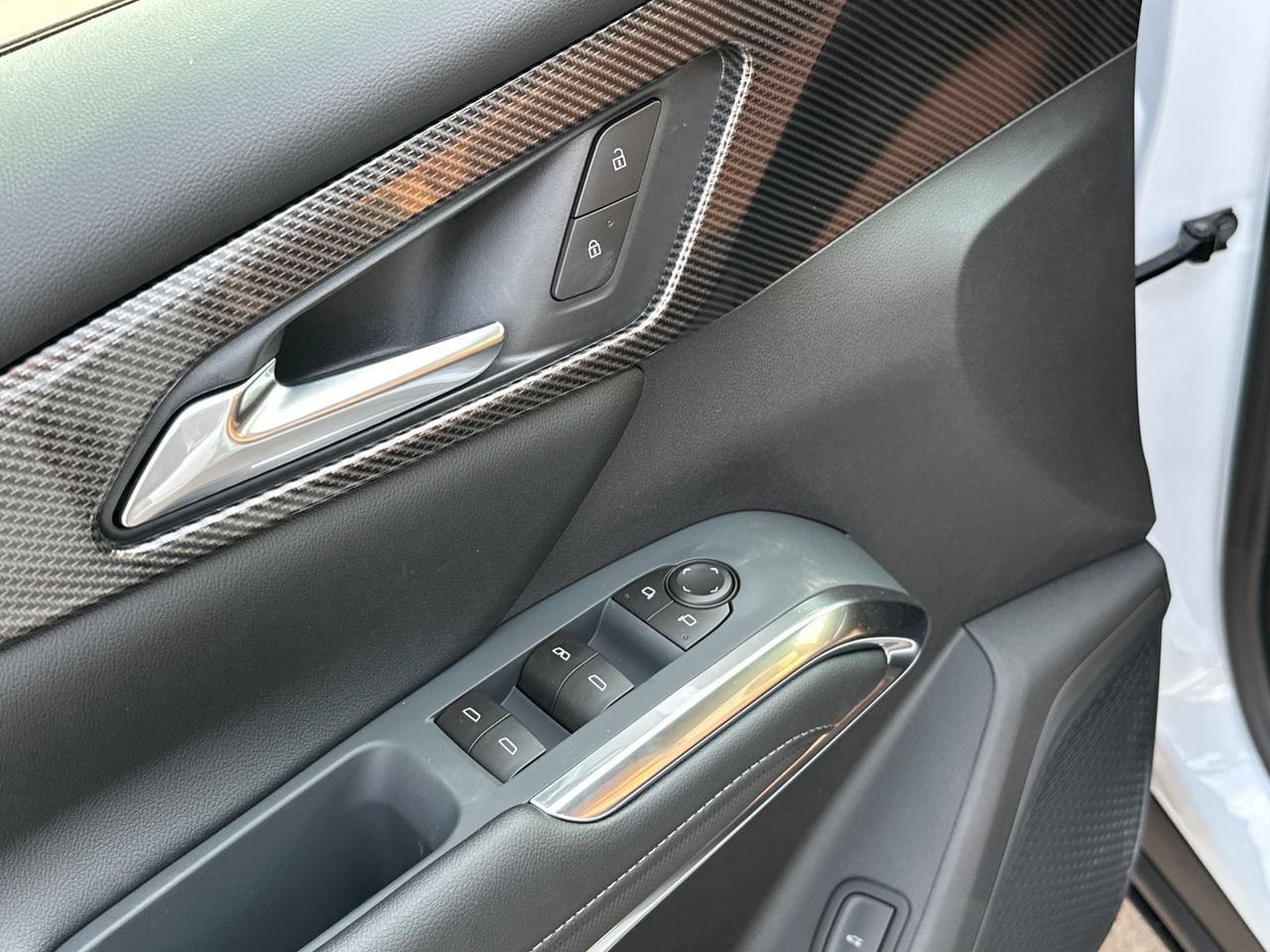 2027 Chevrolet Traverse Z71 SUV, photo 19