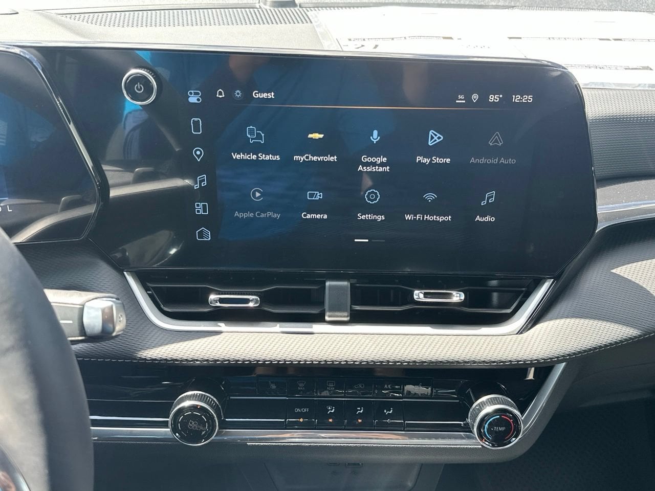 2027 Chevrolet Equinox LT - Photo 19