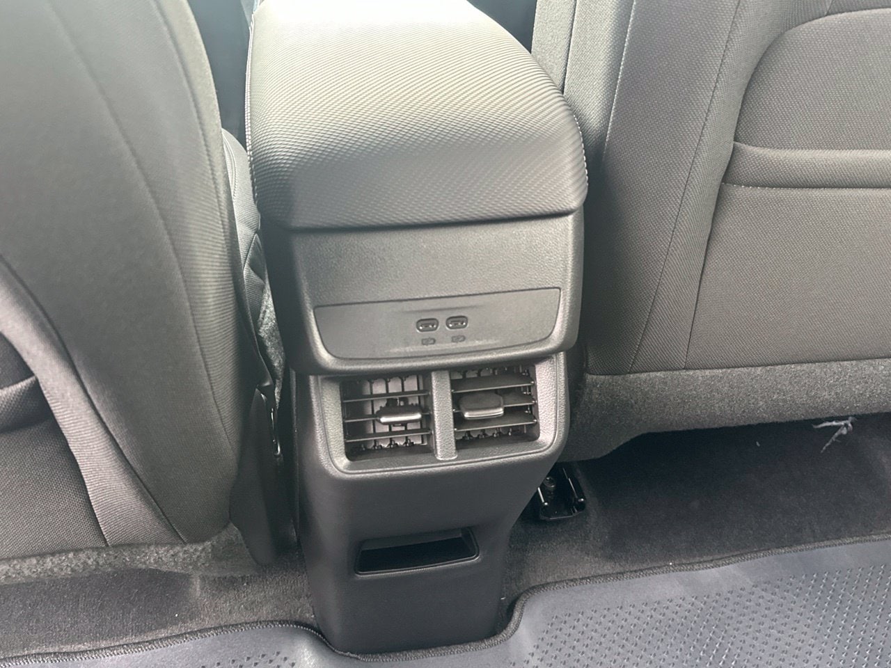 2027 Chevrolet Equinox LT - Photo 24