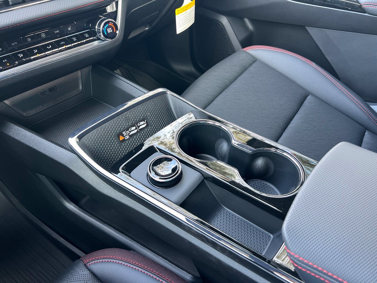 2027 Chevrolet Equinox RS, photo 23