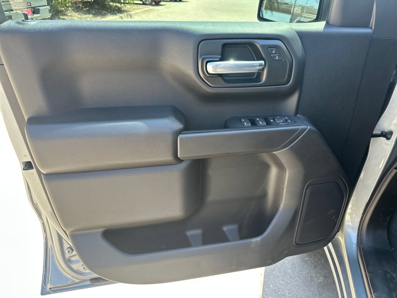 2026 Chevrolet Silverado 1500 Custom Trail Boss Truck, photo 10