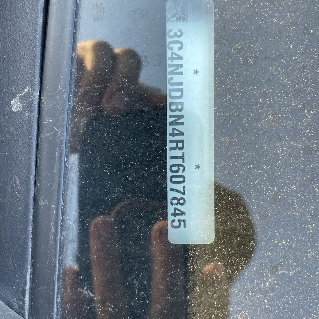 Used 2024 Jeep Compass Latitude SUV