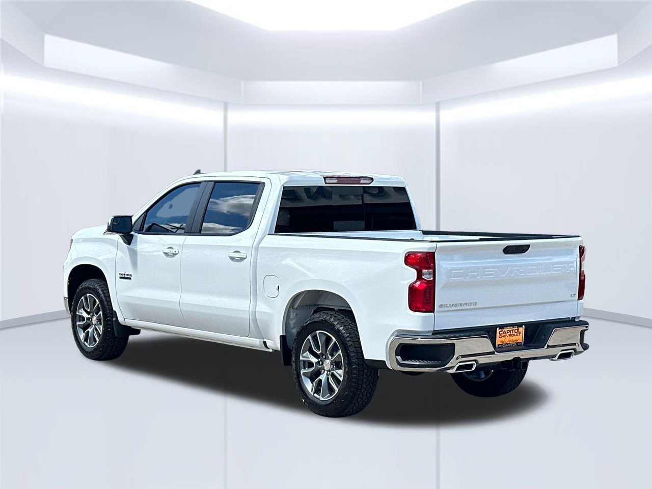 2026 Chevrolet Silverado 1500 LT - Photo 3